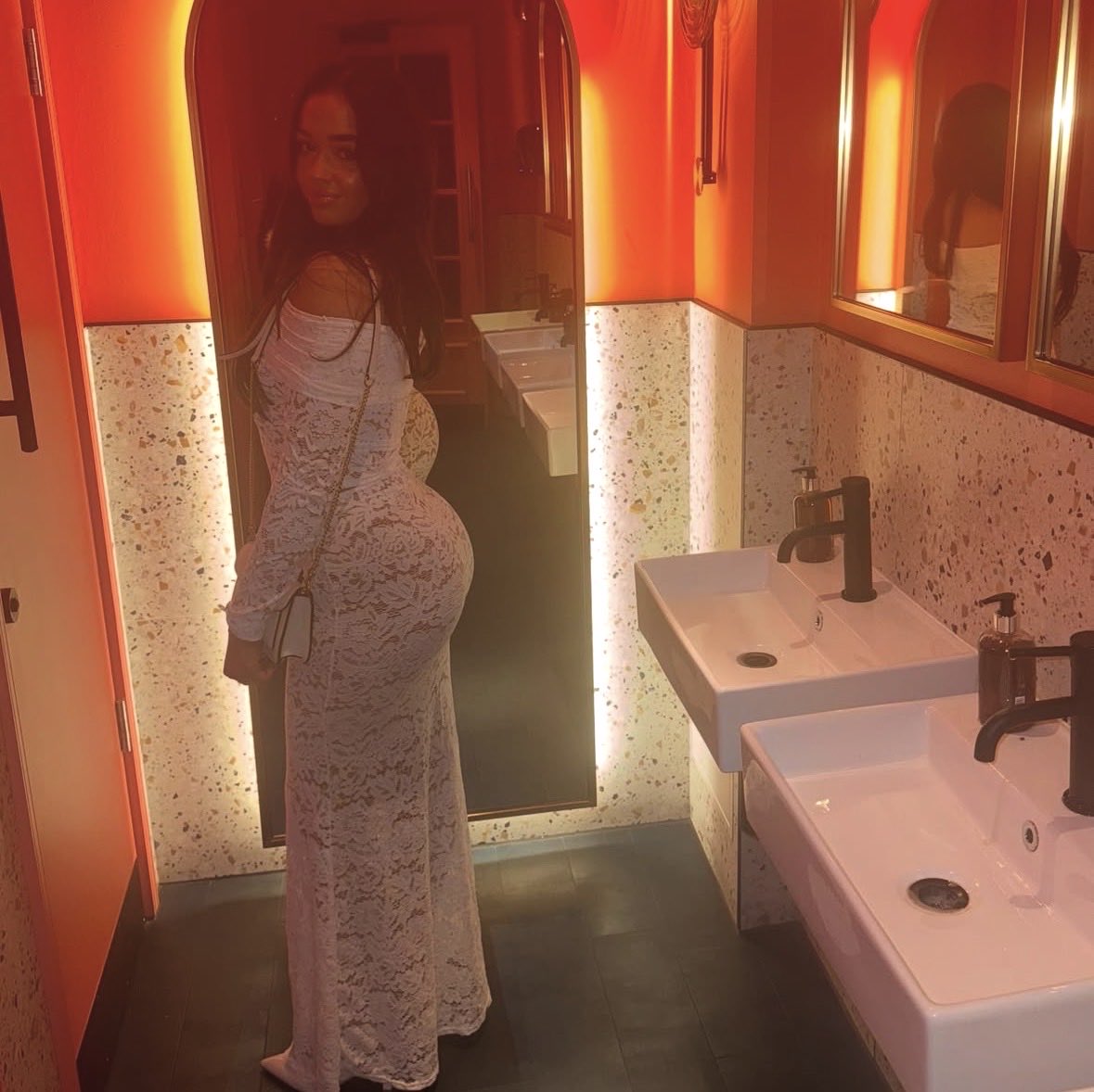 ilovechavss's tweet image. Since everybody loved Nicolle 🏴󠁧󠁢󠁳󠁣󠁴󠁿😍, here’s way more of this sexy chav!

Comment if you’re liking the look of that 🍑!

#chav #sexy #wankchat #wank #ukchav #scottishchav #scottish #ukgirl #chavsgalore #hot #ass #bop #goon