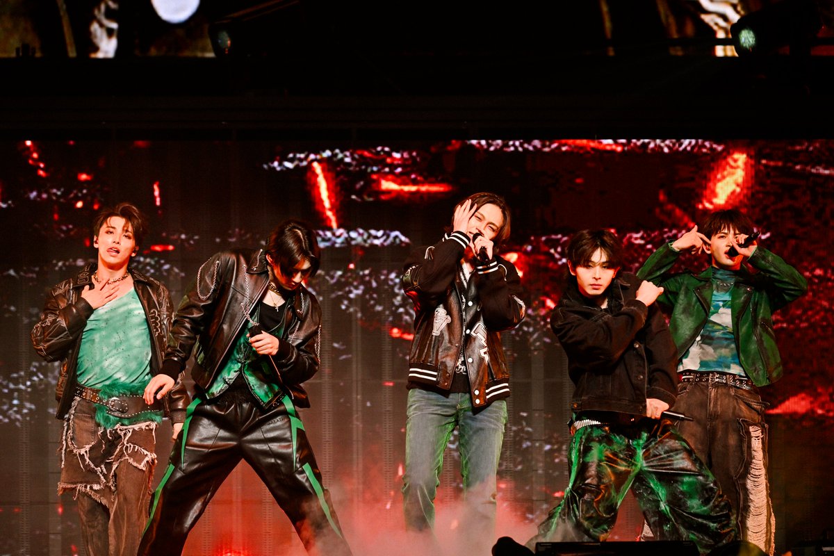 D.U.N.K. -DANCE UNIVERSE NEVER KILLED- tweet media