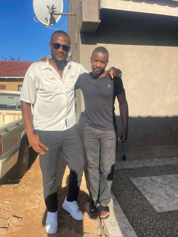 Dandaro Online tweet media