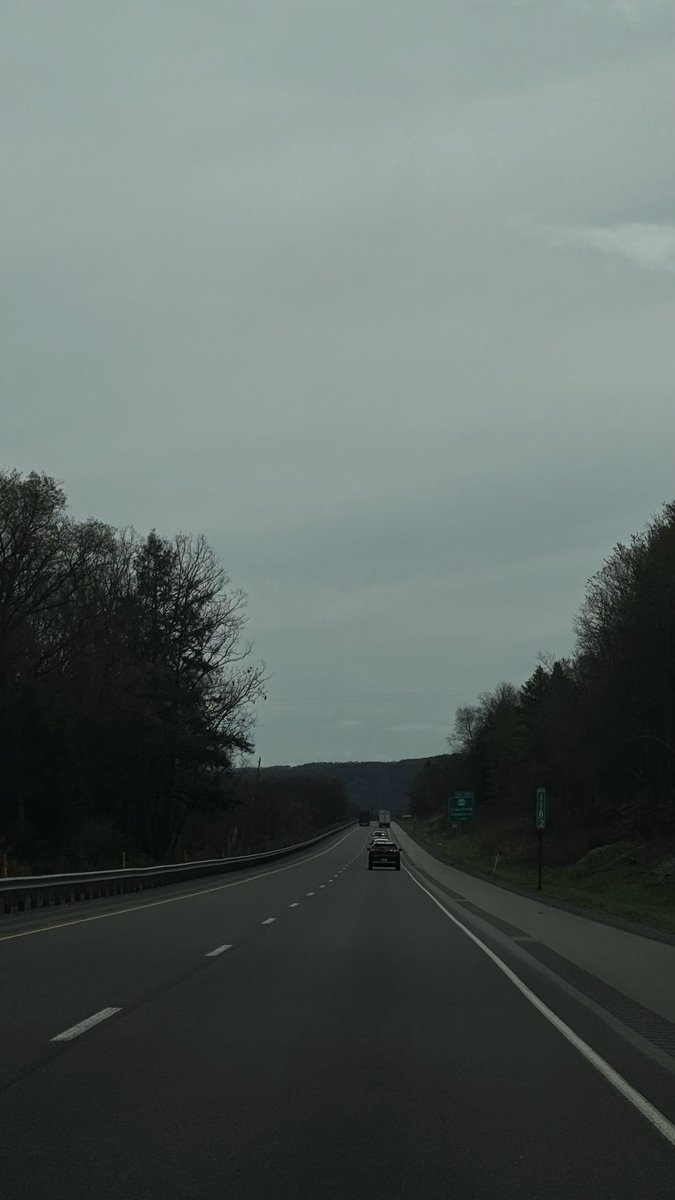 boydemmaa's tweet image. April🌿#pennsylvania #aesthetic