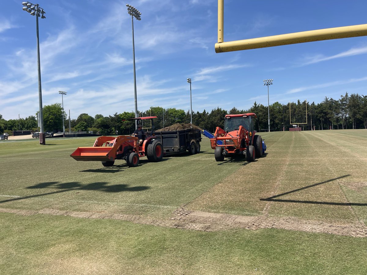 msudawg2004's tweet photo. Day 1 post spring ball-make things better is the moto for this week.  Step 1: 8 mil fraise mow to remove as much junk as we can. https://t.co/GpQzI1HOm1