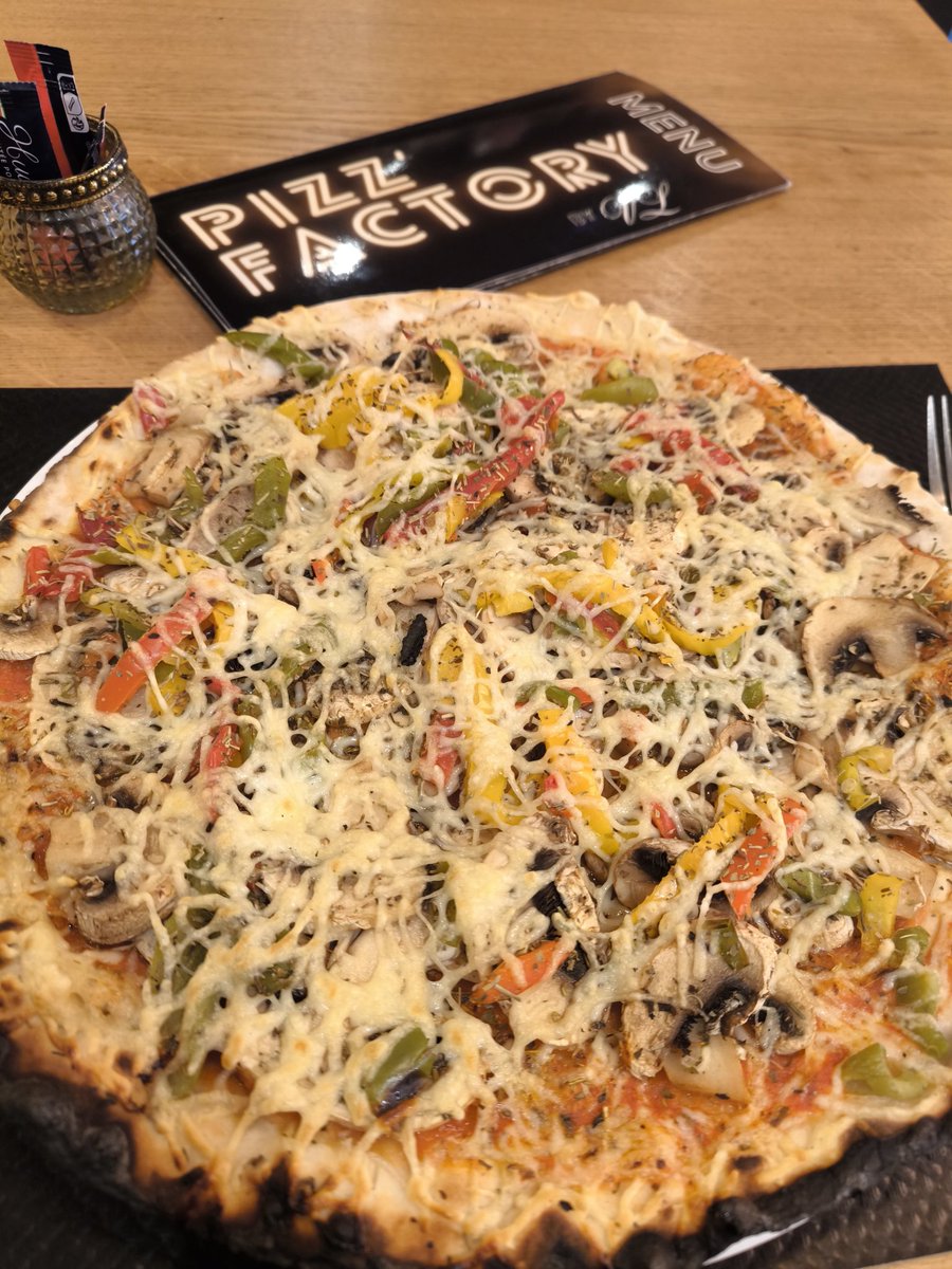 HelenaTchernobyl tweet media