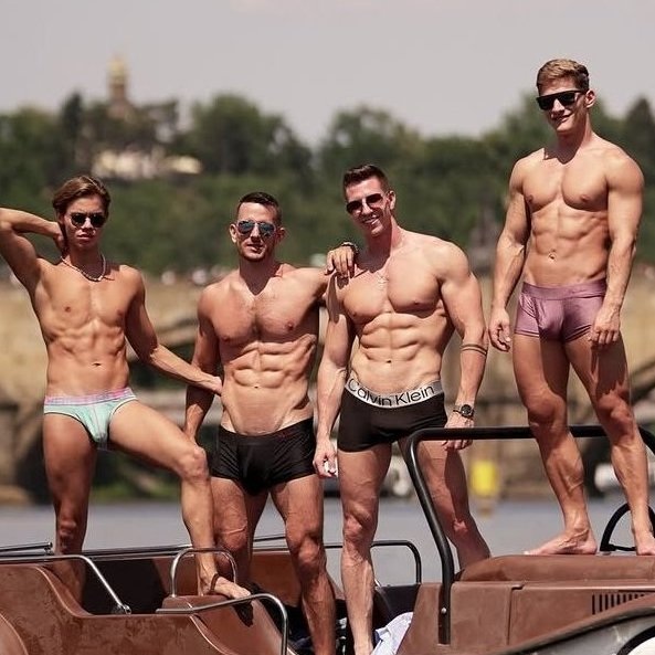 roommates adventure tweet media