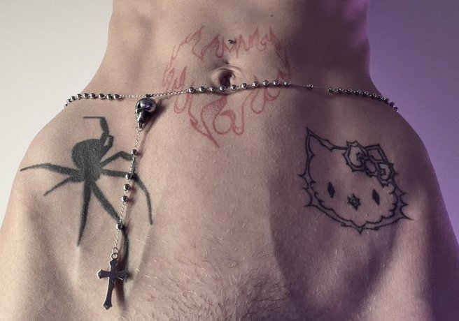 Lyna 🖤 tweet media