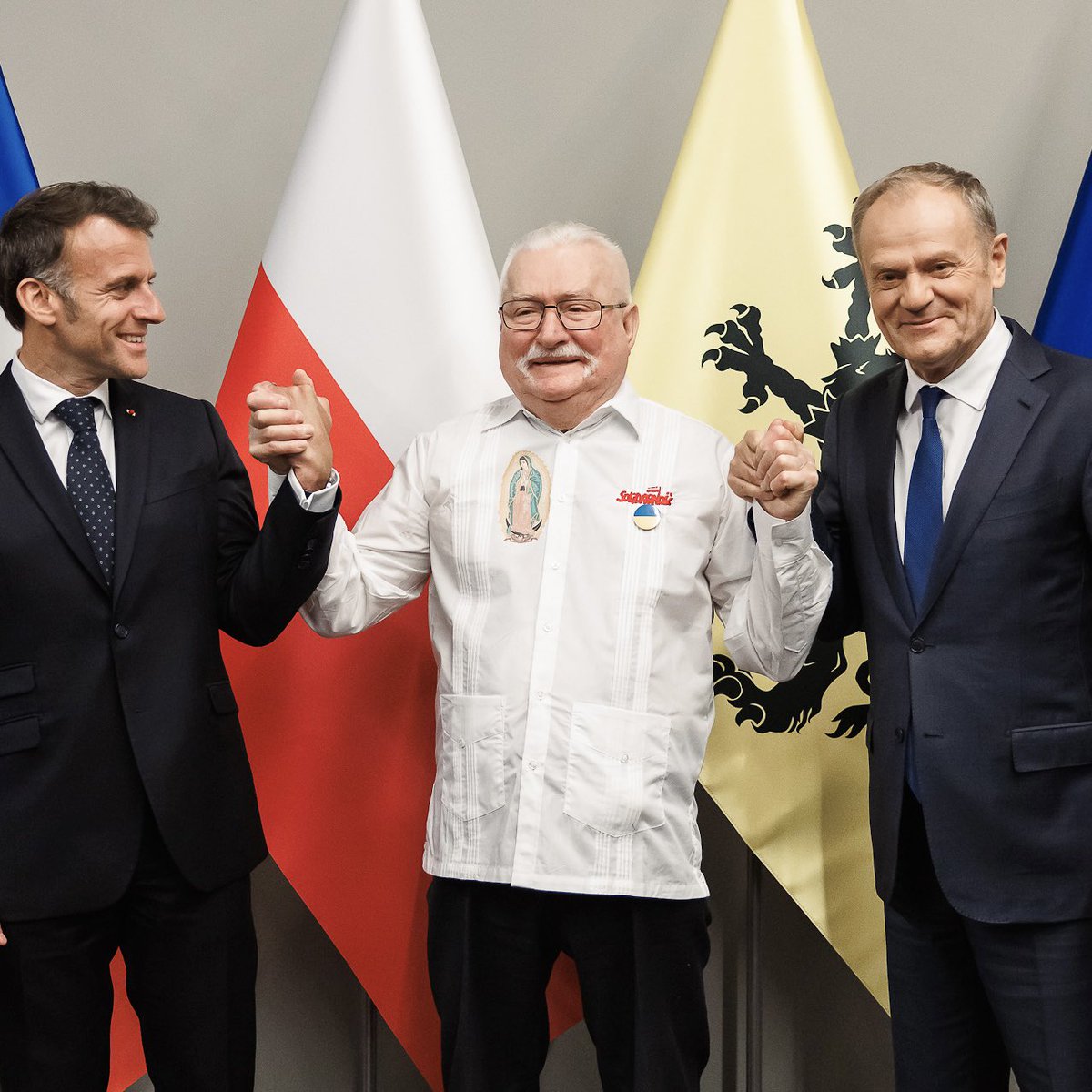 Donald Tusk tweet media