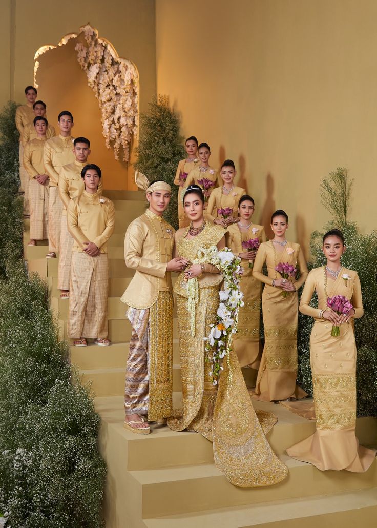 Jasmine11636131's tweet image. The breathtaking beauty of Myanmar wedding dresses🇲🇲
a true masterpiece of our culture that words can't describe💜💕

Sharing these for cultural appreciation. All credits belong to the rightful owners.

#myanmar #burma #weddingdress #myanmartradition #fypシ゚
#trending