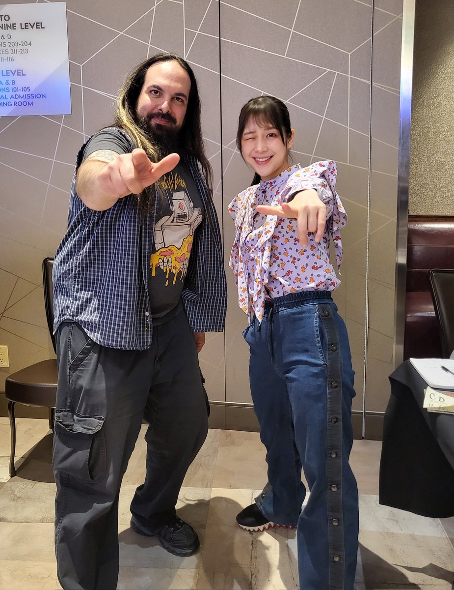 leo_zakari's tweet photo. Awesome to have met the excellent team of OberEats, Kamiyu &amp; Wakana are two of the best!

I wonder....
could they step through the #ForbiddenDoor to reclaim the Princess Tag championship from The IInspiration? I hope so! 😎👍
#上福ゆき #上原わかな #OberEats
#tjpw #SlamFest https://t.co/TC73rAiud0