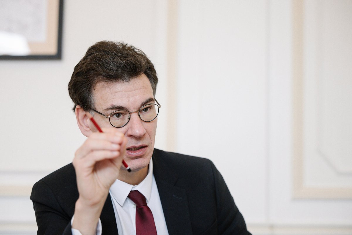 P_etudiant's tweet photo. Études de santé : fin de la PASS / LAS avec une seule licence et deux chances au concours à partir de 2027
➡️ https://t.co/pPzdMQgLJj https://t.co/R1d8rYCKiA