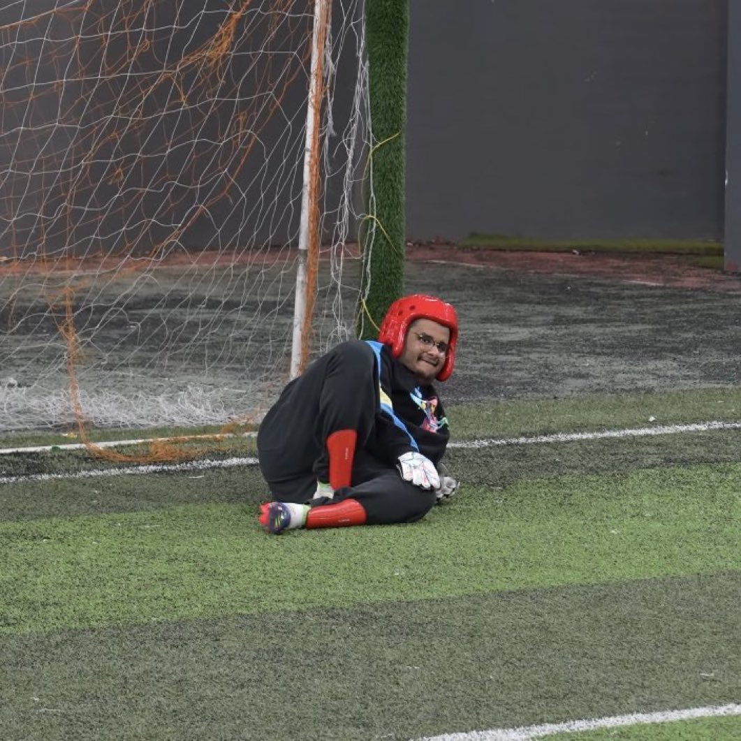 عمرو tweet media