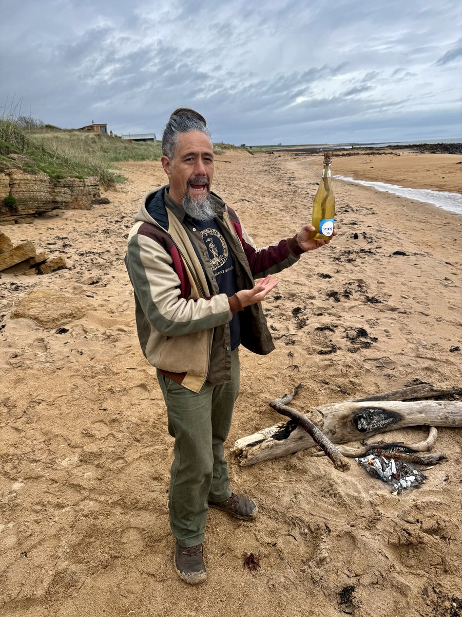 kilted_guide's tweet image. Visited @eastneukseaweed foraging for seaweed before trying some seaweed based snacks - a fabulous presentation from this New Zealander. Also an opportunity for a sea swim and a beach sauna - given weather the swim was not attractive but the sauna.. #tourguide #britainsbestguides