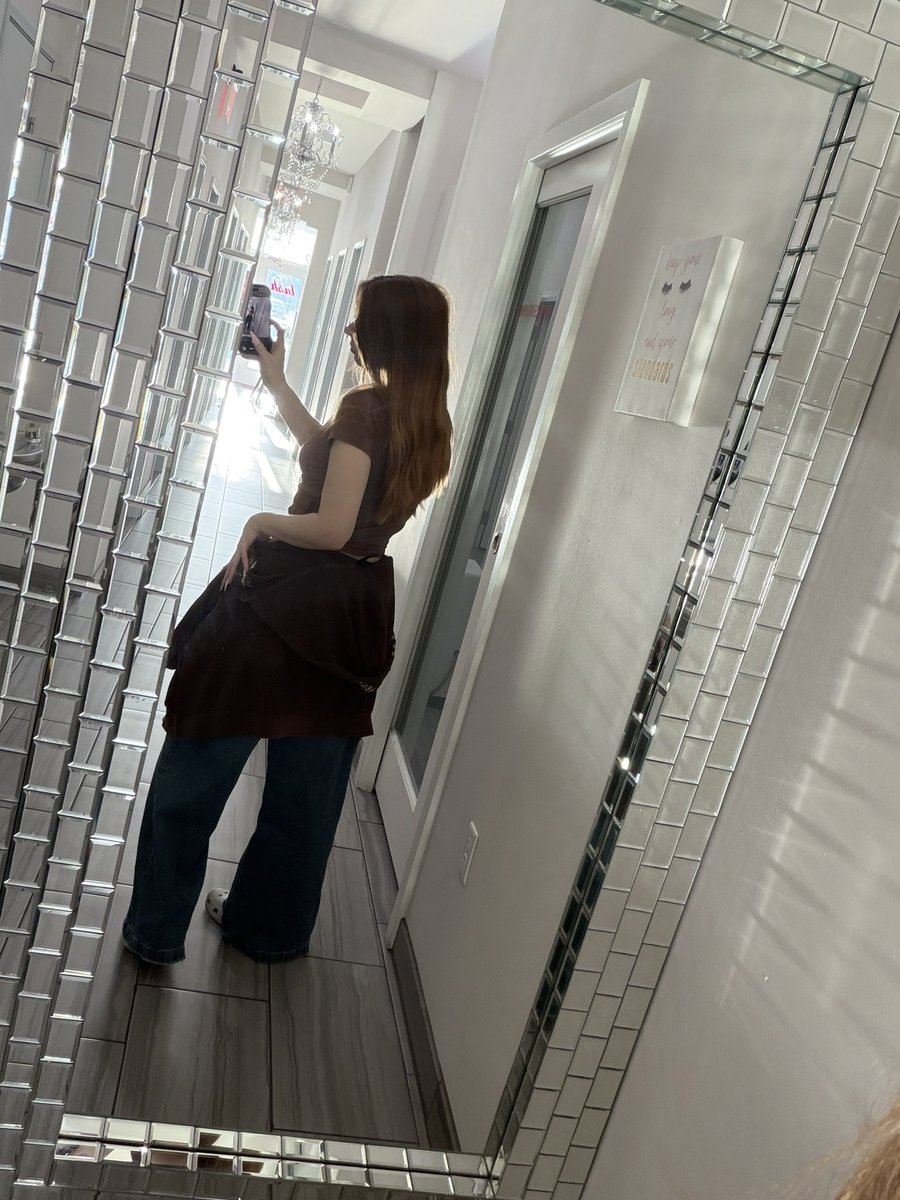 PanicRoomPrin's tweet image. What’s a princess Gotta do to get spoiled down here? 👀 

#GamerLife #findom #paypigs #nerdy #glasses #short #redhead #shy #pcgamer #tiktok #cashapp #onlyfansx #onlyfans