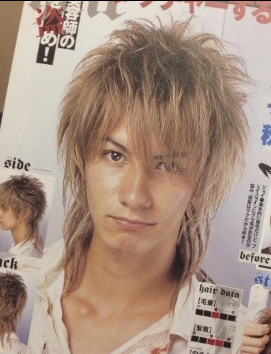 Com0130Ykr's tweet image. まさかこの兄ちゃんが、元アーセナルユースだとは、誰も思うまい…

ジョセフ・グリーンウッドくん、どこでどう間違えた？

#JOY