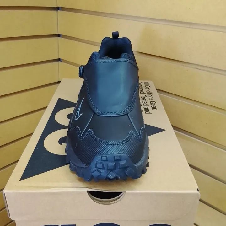 olasport97's tweet image. Tenis #Nike ACG Phassad
Senderismo 
Varías tallas 

De $2,699.00
A sólo $1,889.00