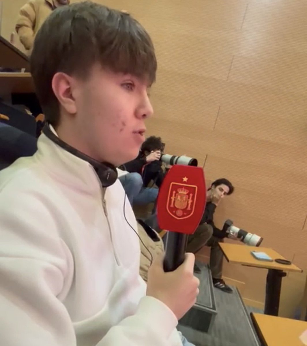 Víctor Llebaría Escutia tweet media