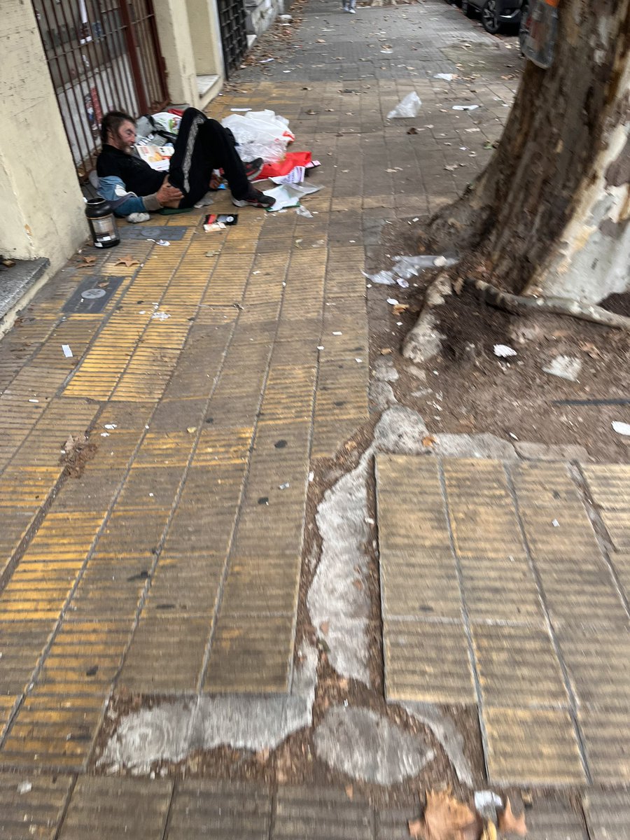 Agente Uy tweet media