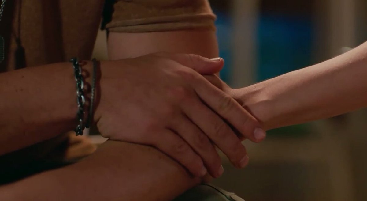 "Tu sei molto importante per me."
"Anche tu lo sei per me."

#BeMySunshine