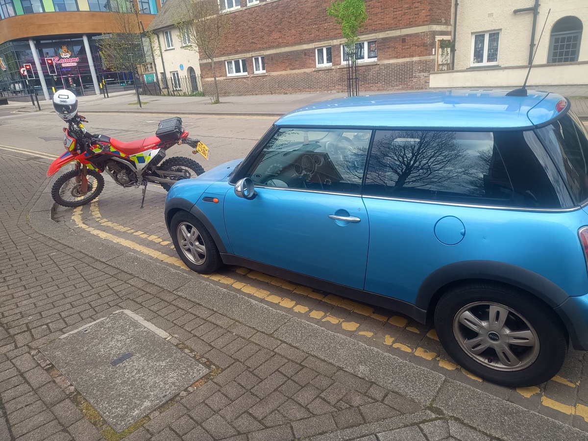 @Wakefield Bike Cops tweet media
