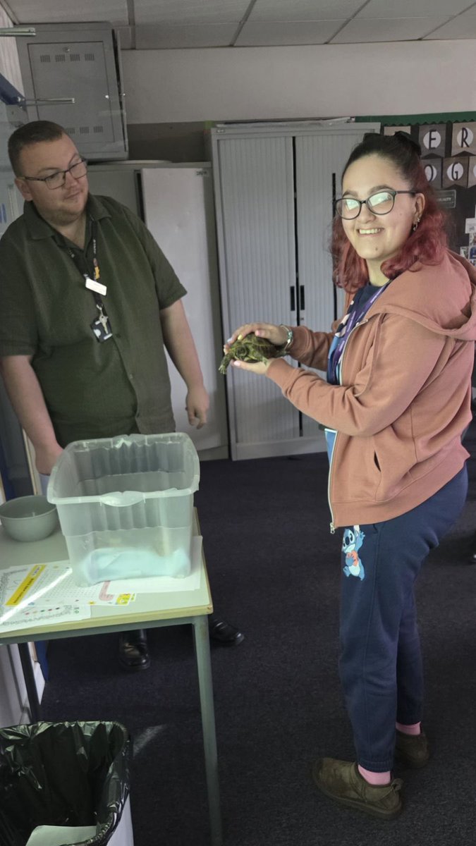 FoundationLCC's tweet photo. Just before Easter, Trev the Tortoise visited campus, meeting staff and students and bringing smiles to everyone he met. Thanks Trev! See you next year 😁🐢 https://t.co/O7Ss72DjtK