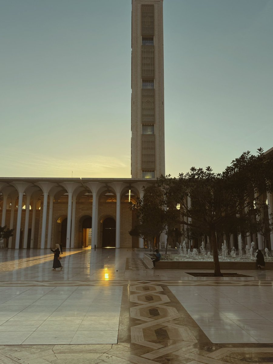 Nargesse tweet media