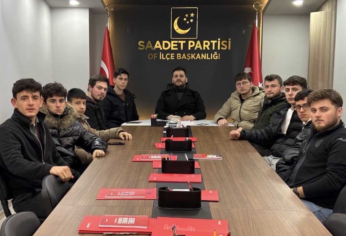 ofgencsaadet's tweet photo. Haftalık yönetim kurulu toplantımız İlçe Gençlik Kolları Başkanımız Mahmut Cevahir başkanlığında icra edildi.

@MahmutCevahir61 https://t.co/seWmtbG7lB
