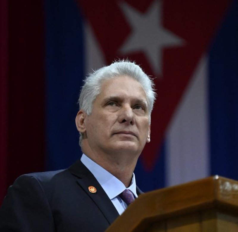 Muchas felicidades querido Presidente Miguel <a href="/DiazCanelB/">Miguel Díaz-Canel Bermúdez</a> 
Un fuerte abrazo, siempre victorioso.
#YoSigoAMiPresidente 
#CubaVencerá