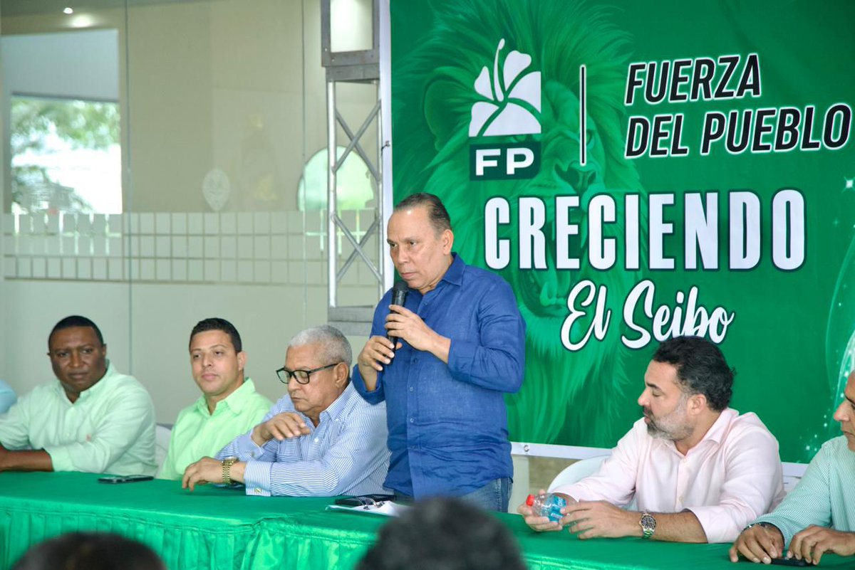 En su amplio recorrido Jiménez Peña, juramentó decenas de exdirigentes del PRM y de otras organizaciones políticas, dentro de los que destacan: Luis Chalas, Fidencio Frías, Elías Manzueta, Juan de Cana, Joel Ozuna, Mary Zorrilla. También, Santiago Reyes Soriano.

#FPComunica