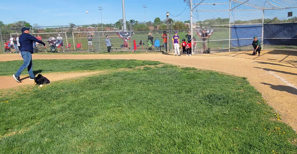 RepPGallagher's tweet photo. Had a great time at Torresdale Boys Club Opening Day Saturday! I was honored to throw out the first pitch. Thanks to club officers Pat and Chuck Mangold for inviting me and Sen. Joe Picozzi to join. Wishing all the players, coaches and parents a fun, safe season. https://t.co/UaqWz0CEUG