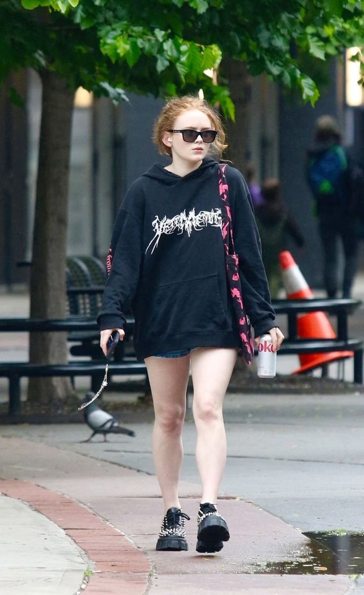 Fan Celebs - Nova tweet media