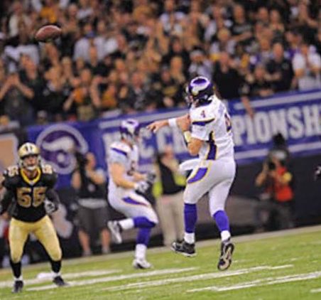 SkolRant's tweet image. ISN’T IT ROMANTIC. #Skol #Vikings