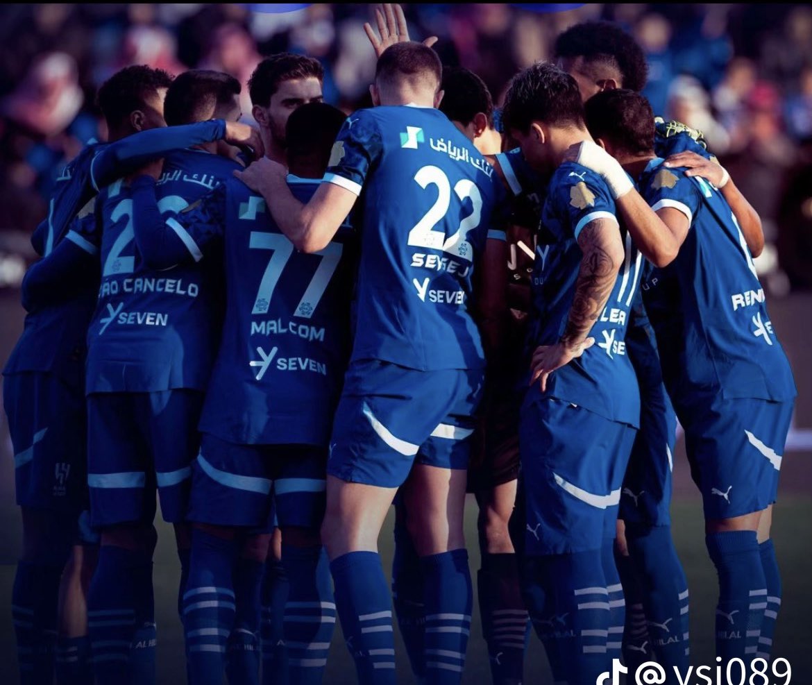 غلا العالميه 💙🤍 tweet media