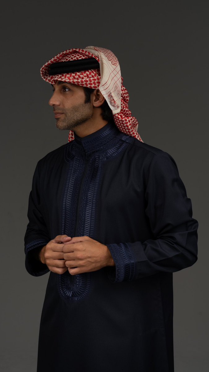 IbrahimDashti_'s tweet photo. لو عذربوني ماتهمّ العذاريب
والحاقد أصلاً ما ألبّي سلامة 
كلامهم لا يودّي أصلاً ولا يجيب 
مدام احشْم النناس وكلي استقامة
#العيب_بالعيب #ابراهيم_دشتي https://t.co/c4AHXh5v3Z