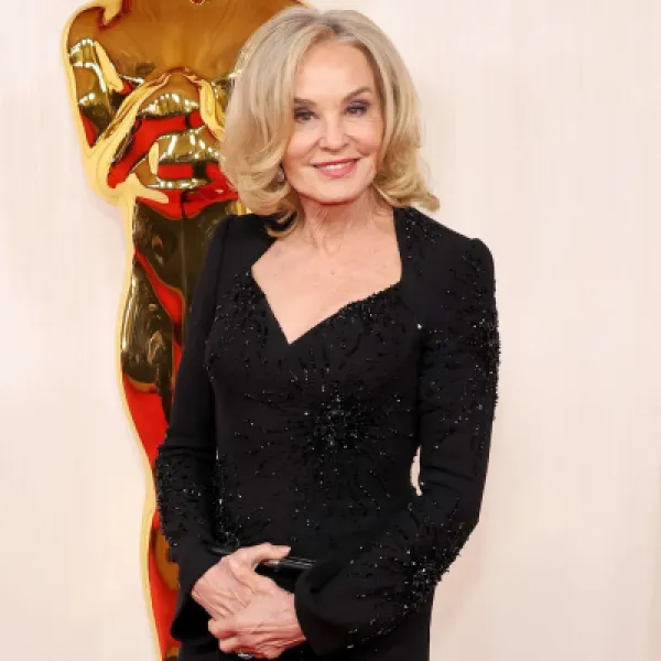 JuanC_Rdgz's tweet photo. 🎬 Happy Birthday Jessica Lange 🎂🎬
#JessicaLange #Tootsie #JulieNichols #BlueSky #CarlyMarshall #KingKong #Dwan #HappyBirthdayJessicaLange https://t.co/eZ7wCk2XPz