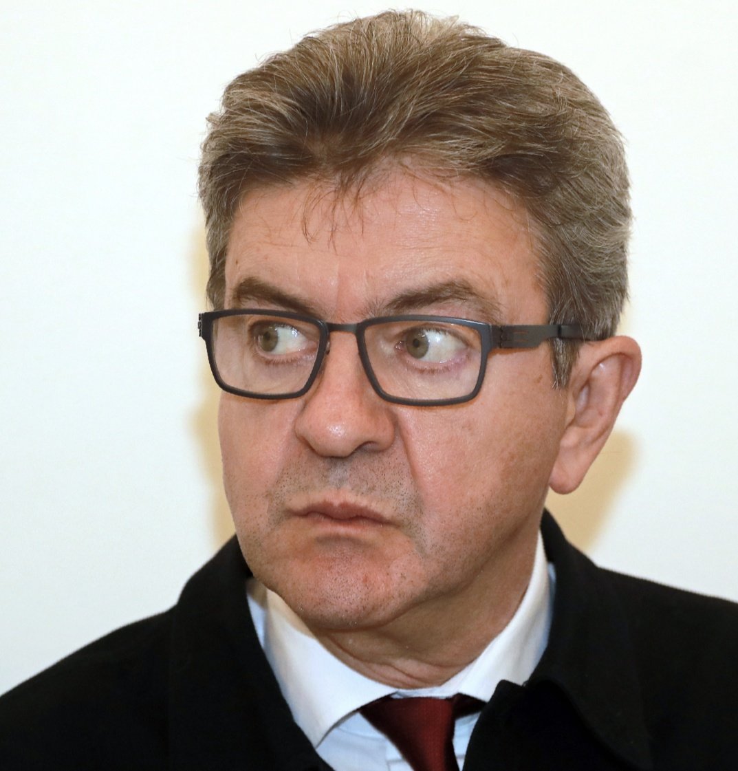 ⚡️Le sénateur communiste Pierre Ouzoulias dénonce l’antisémitisme de son ex-camarade Mélenchon :

💬 ​« Il agite les ressorts les plus rances de l'imaginaire antisémite...

​Il est désormais inutile de chercher les preuves.

​Il les livre lui-même en direct, avec une constance