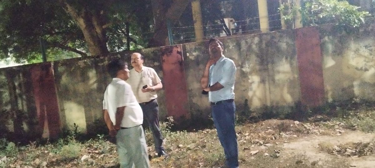 puvvnlvaranasi's tweet image. #Inspection 
Today 20.04.2026 Inspection and Measurement of Supply Position at 33/11 KV New Dulatpur substation by Chief Engineer Zone-I Varanasi under Urban Electricity Distribution Sarnath Varanasi.
@PuVVNLHQ @UPPCLLKO @aksharmaBharat @ChairmanUppcl @mduppcl