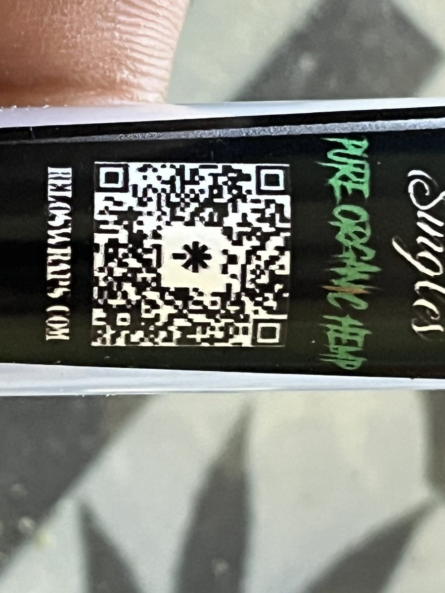 BIGHURT's tweet photo. #happy420
Rolling up with some of my homies wraps go ahead and check them out they are pure organic hemp and they burn real good.
#flowbox @RelosWraps https://t.co/PtcAfXzIu5