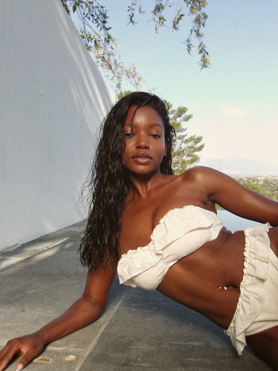 𝗔𝘆𝗻𝗶 tweet media