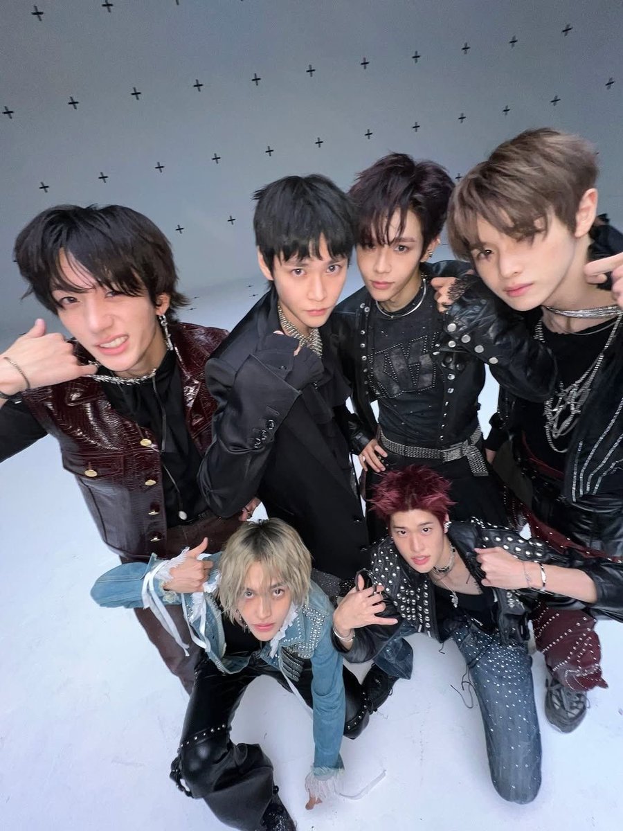 분명 트레일러는 저랬는데 실제로 우리가 받은 것: