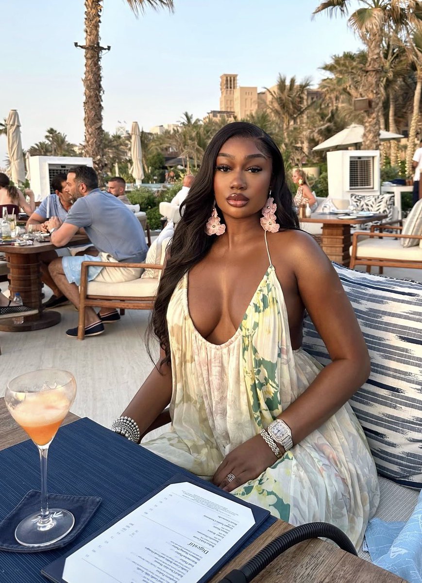 Goddess Jaslyn🛍️🥂💳 tweet media