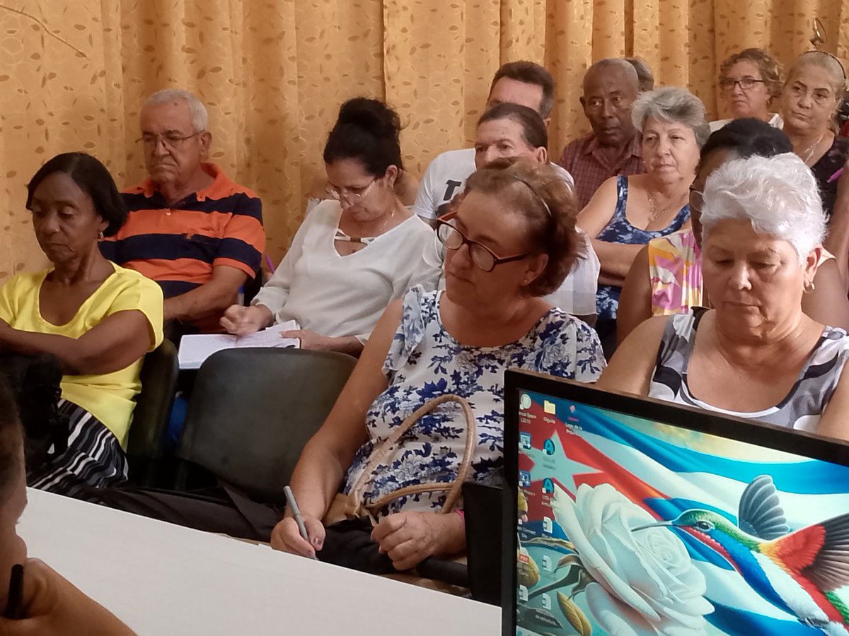 Se puntualizan las principales acciones a desarrollar en la semana, teniendo como prioridad el seguimiento a la implementación de las medidas adoptadas en el territorio ante la compleja situación que presenta el país. 
<a href="/CubaMined/">MINED</a> 
#ArtemisaJuntosSomosMás <a href="/GladysArtemisa/">Gladys Martínez Verdecia</a>