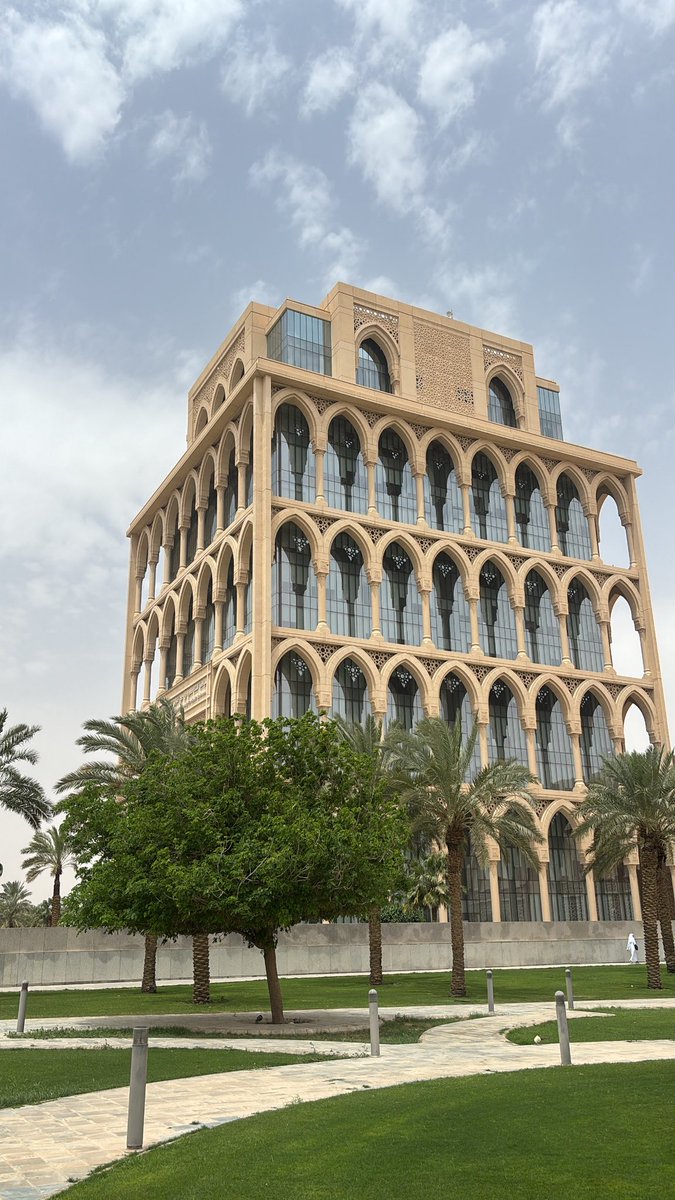 3bMo_'s tweet photo. الحمدلله، تشرفت بالمشاركة في مؤتمر التخصصات الصحية العاشر  ، حيث شاركت بتقديم فكرة بحثية  

كل الشكر لكل من أتاح لي هذه الفرصة وقدم لي الدعم 🤍 https://t.co/c7LitANcnr