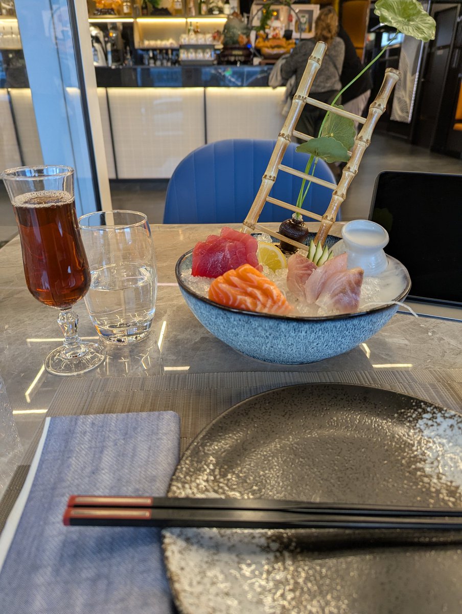 𝓲𝓻𝓲𝓼 🌈 tweet media