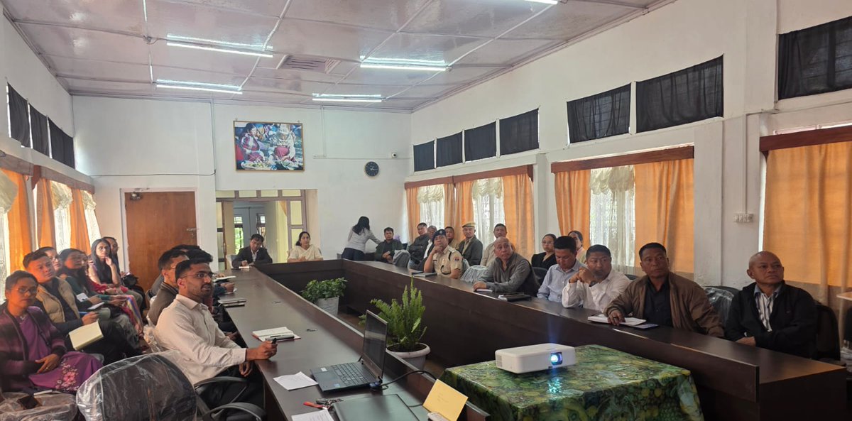 imd_shillong's tweet image. Officials from @imd_shillong , Sh. Satyendra Kumar (Met-A) and Sh. Rivertis Pariong (Met-B), attended and delivered presentations at the South-West Monsoon Preparedness Meeting for Eastern West Khasi Hills District held at Mairang on 20 April 2026.
@moesgoi @Indiametdept #monsoon