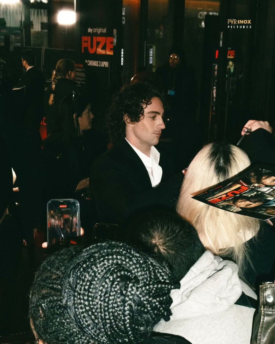 PicturesPVR's tweet image. Premiere nights. Press flashes. A story that keeps you guessing 🎬

The cast of Fuze brings tension, deception, and edge-of-your-seat moments to life. On screen and off, it hits different.

#FuzeMovie #FilmPremiere #Cast #BehindTheScenes #Thriller #Cinema