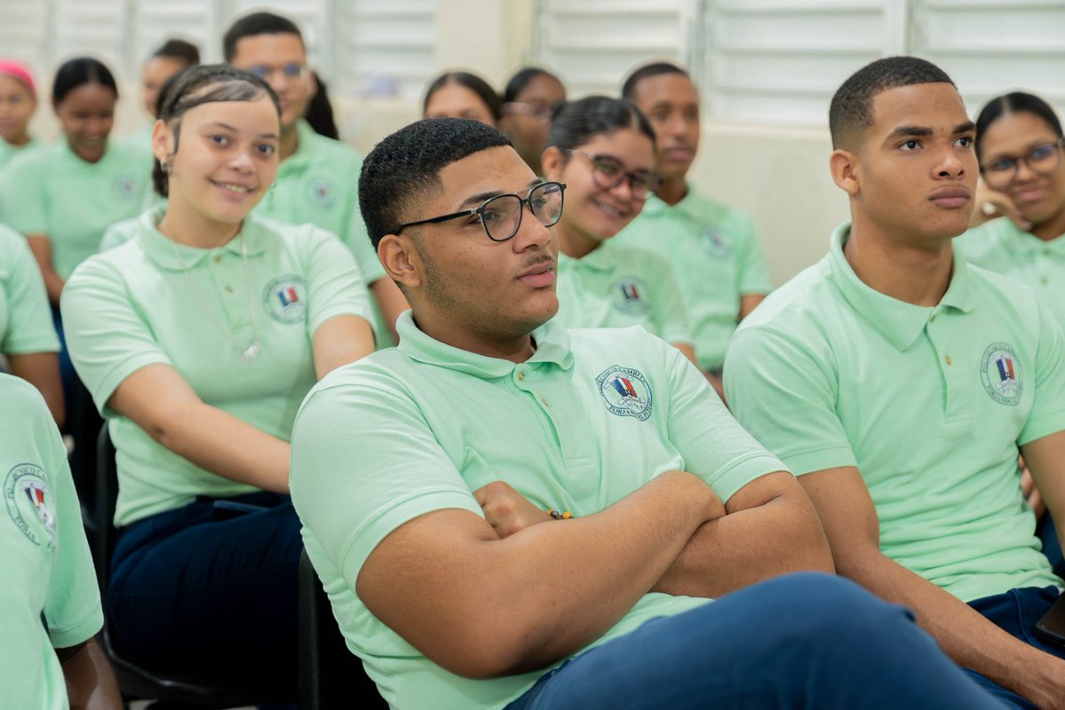 Ministerio Juventud tweet media