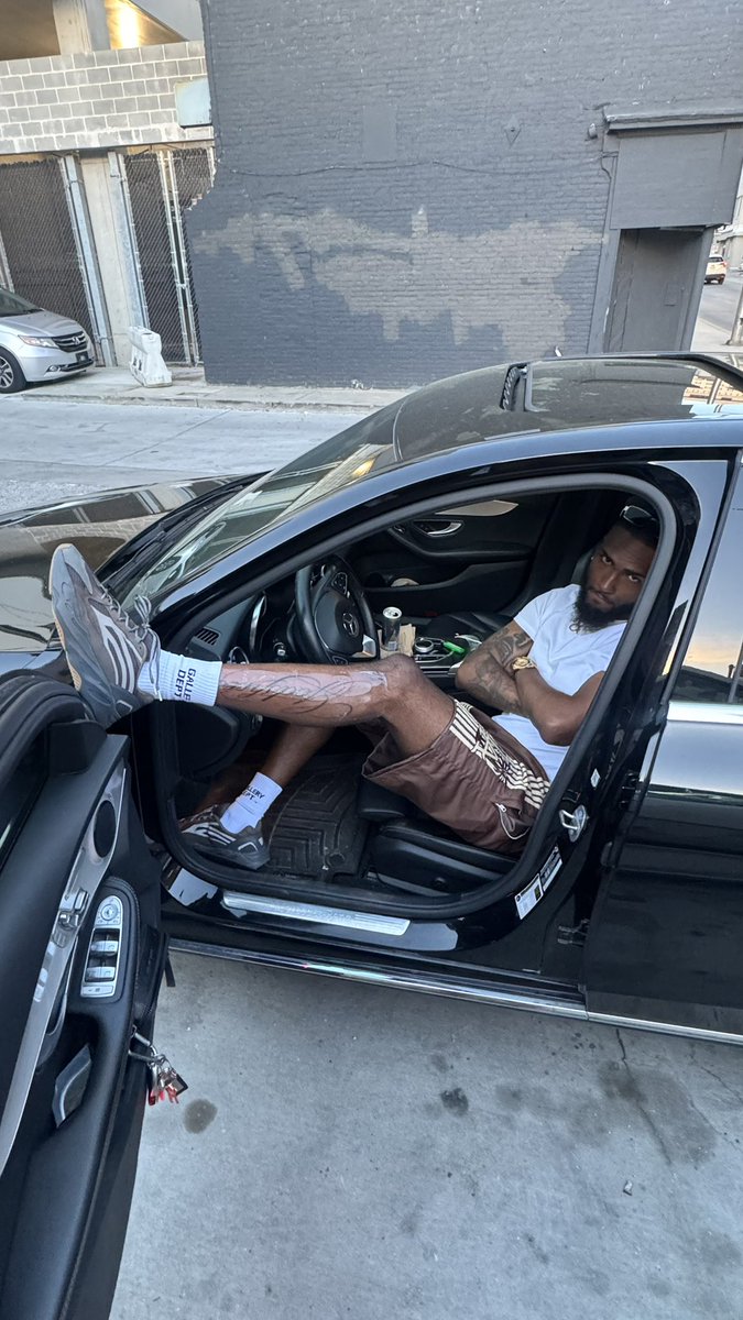 kabir🧸 tweet media