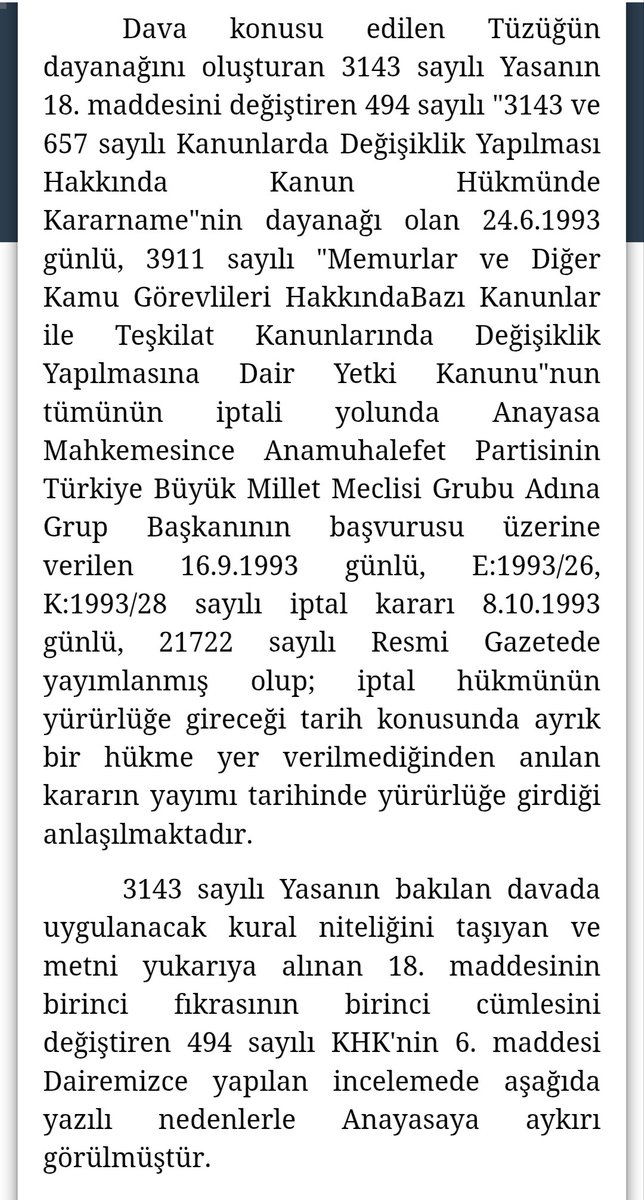 ahmetxaksoz's tweet photo. Değerli Meslektaşlarım, Polis Mesai Davamız emsal kararlar ile kesindir, inşallah zafer de olacaktır. 

Emniyet Teşkilatı Kanunu Ek 21
madde düzenlemesi ,3911 sayılı yetki kanunu'na dayanılarak çıkarılan 486 sayılı Kanun Hükmünde Kararnamenin 17.maddesi ile olmuştur. Hepinizin bildiği gibi 3911 sayılı yetki kanunu iptal edildiği için buna dayanılarak çıkarılan KHK'larda iptal edilmiştir. İşte bunlardan biri de Danıştay 5.Daire Başkanlığı tarafından 494 sayılı Kanun Hükmünde Kararname kuralının  Anayasa Mahkemesine iptali için baş vuruşu kararıdır. 

494 sayılı KHK için yapılan itiraz konusunu 486 sayılı Kanun Hükmünde Kararname ( ETK Ek 21.madde ) içinde okuyunuz. 

1)