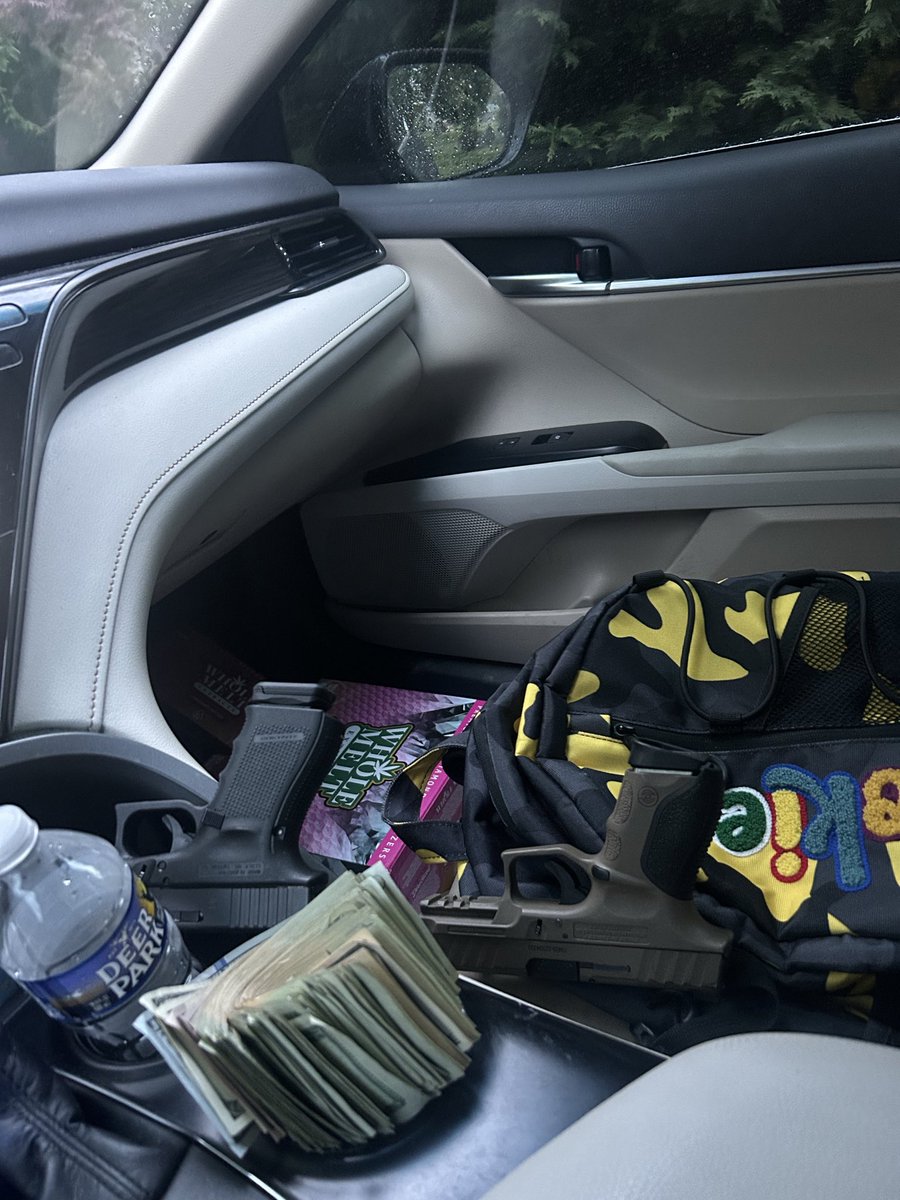 whosmocoso tweet media