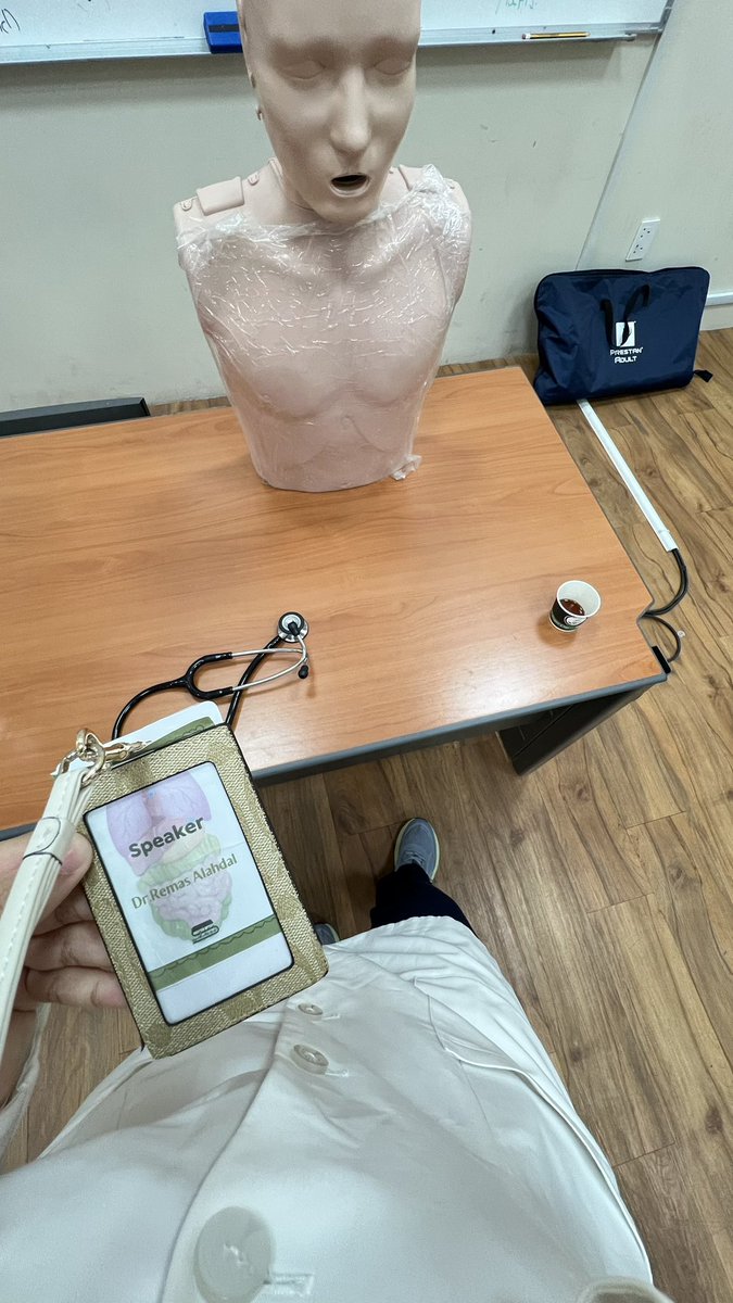 r0ii_01's tweet image. #Mock _OSCE
تمر الأيام بسرعه واليوم اشرح ل سنة ثانيه وانا ف يوم كنت مكانهم ..
شعور الخوف والرهبه والتوتر الي اشوفها في عيونهم اليوم رجعتني حرفيا لمن كنت مكانهم 🥹

احب اقولكم ترا كل شي يعدي حرفيياا لا تشيلو هم بتعدو وانا جايتكم من المستقبل واقولكم فعلا بتعدي السنين ومافي شي صعب🫶🏻