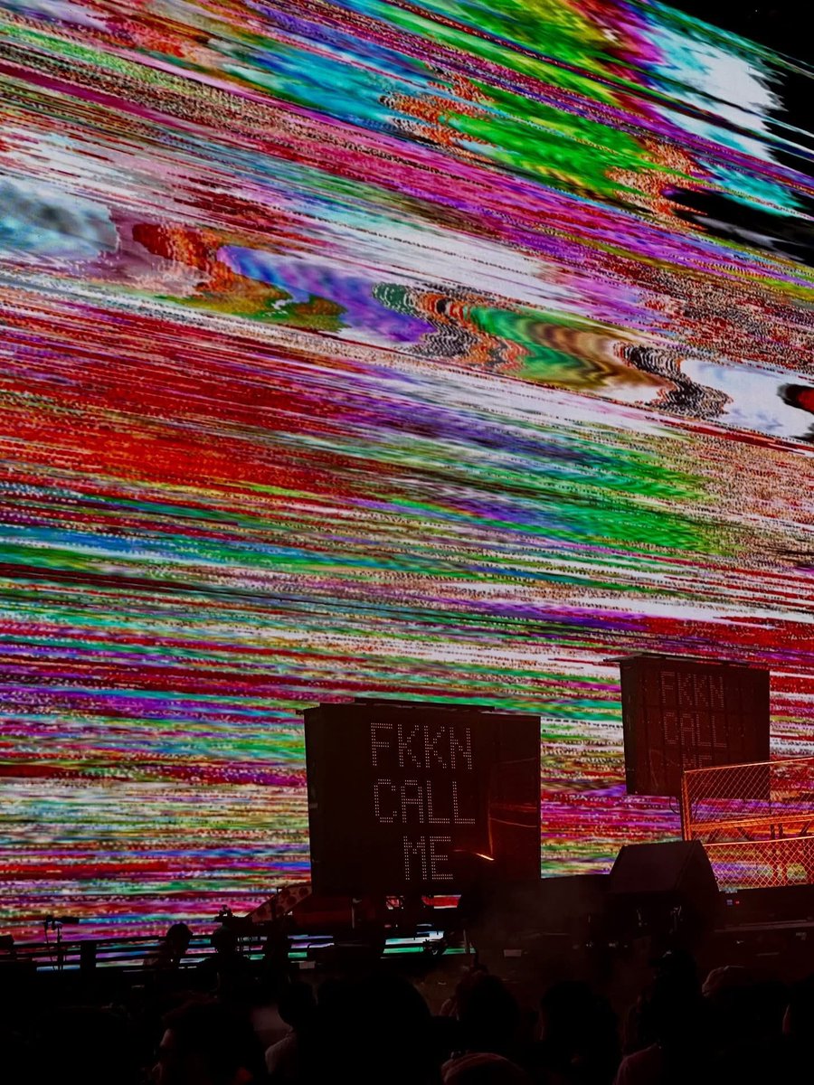 Victoria Justice tweet media