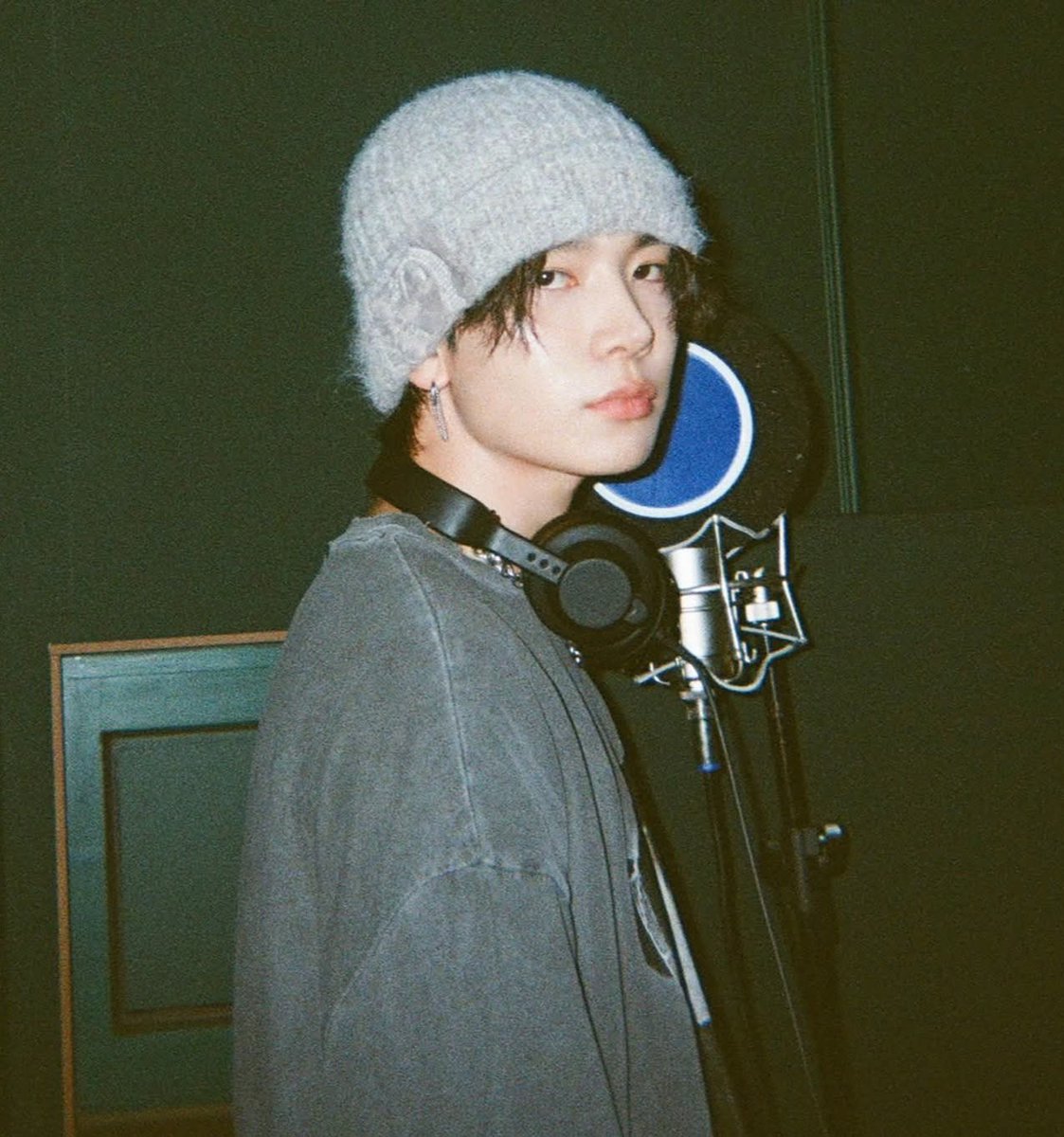 EVAN BASE tweet media